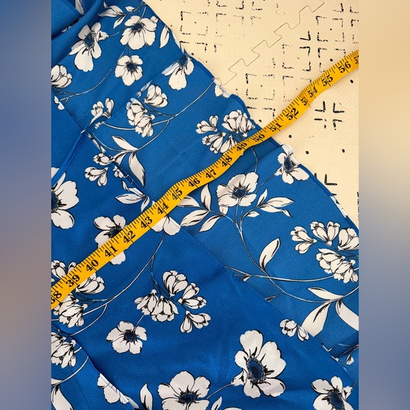 White House Black Market Satin Floral Print Faux Wrap Midi Dress Lined size 0 - Picture 9 of 12